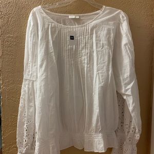 Gap pin tuck blouse